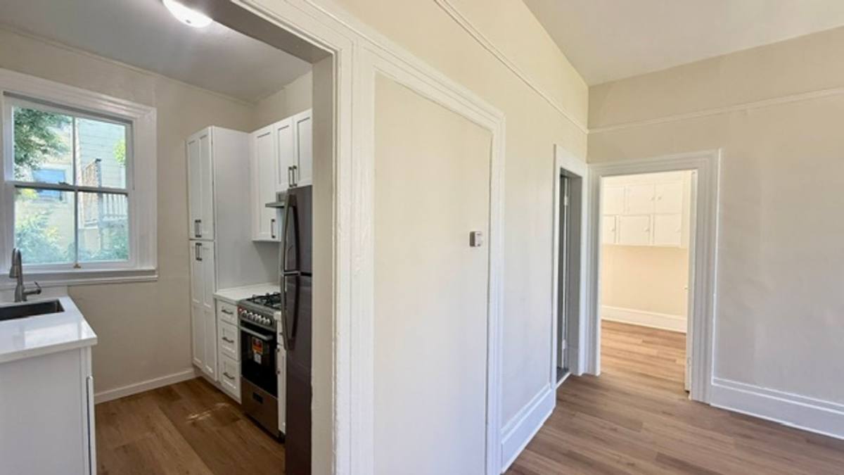 Apartment for rent at 375-387 5th Ave, San Francisco, CA 94118