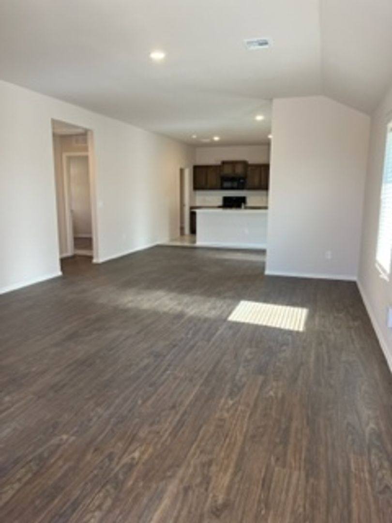 House for rent at 2921 NW 195th St, Edmond, OK 73012