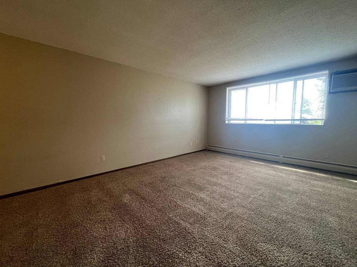 41 Arlington Ave W, St. Paul, MN 55117 - Apartment for Rent - Image 6