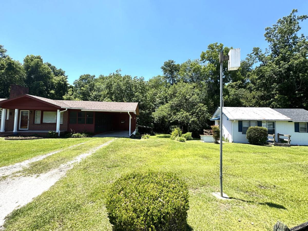 House for rent at 2864 Wilmington Highway, Jacksonville, NC 28540