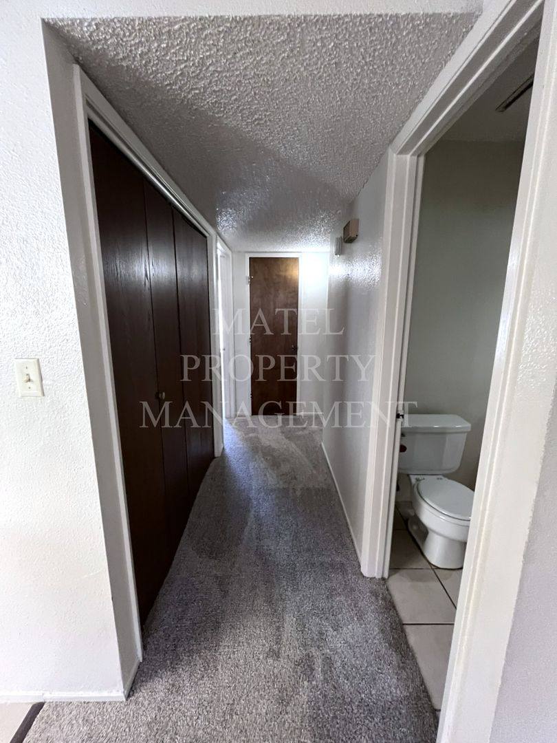 Apartment for rent at 3701 Colonial Dr, Modesto, CA 95356
