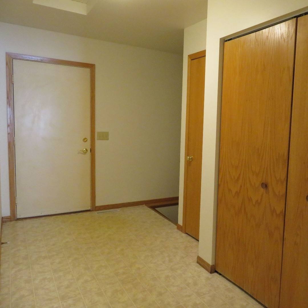 Apartment for rent at 2532 Arthur St, Eau Claire, WI 54701