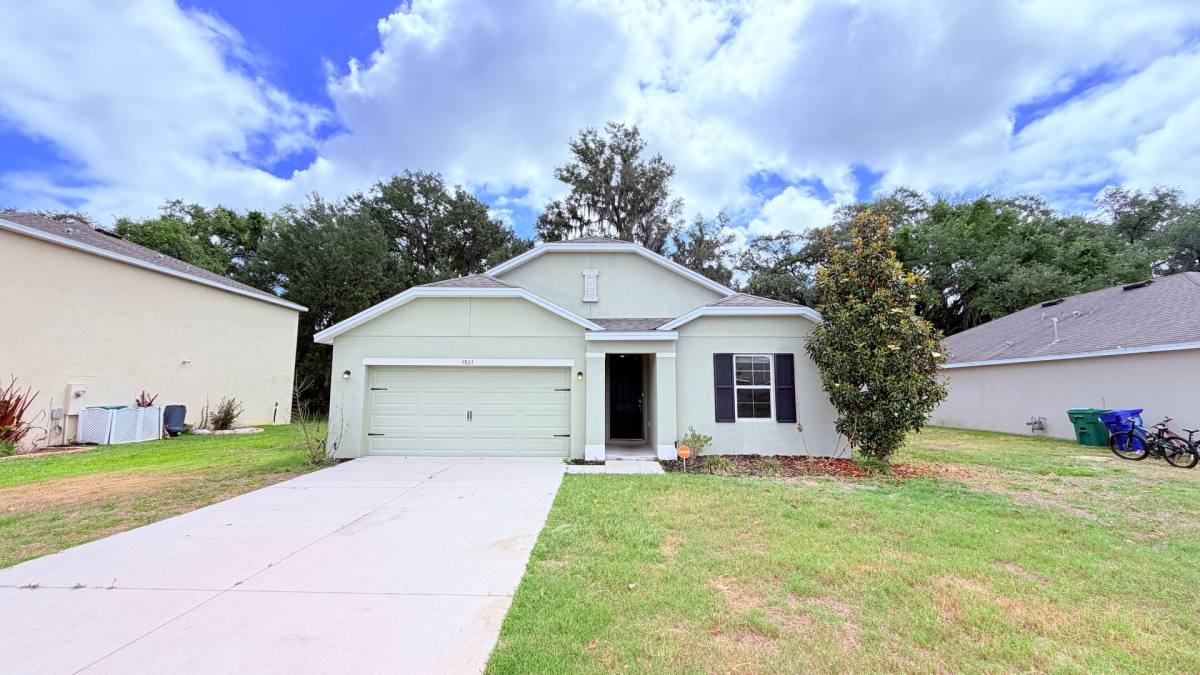 House for rent at 9803 Pepper Tree Place, Wildwood, FL 34785
