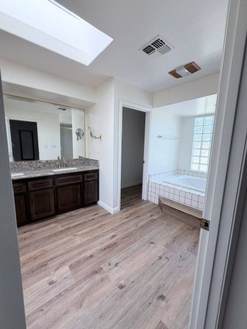 House for rent at 5106 Glacier Canyon Court, Bakersfield, CA 93313