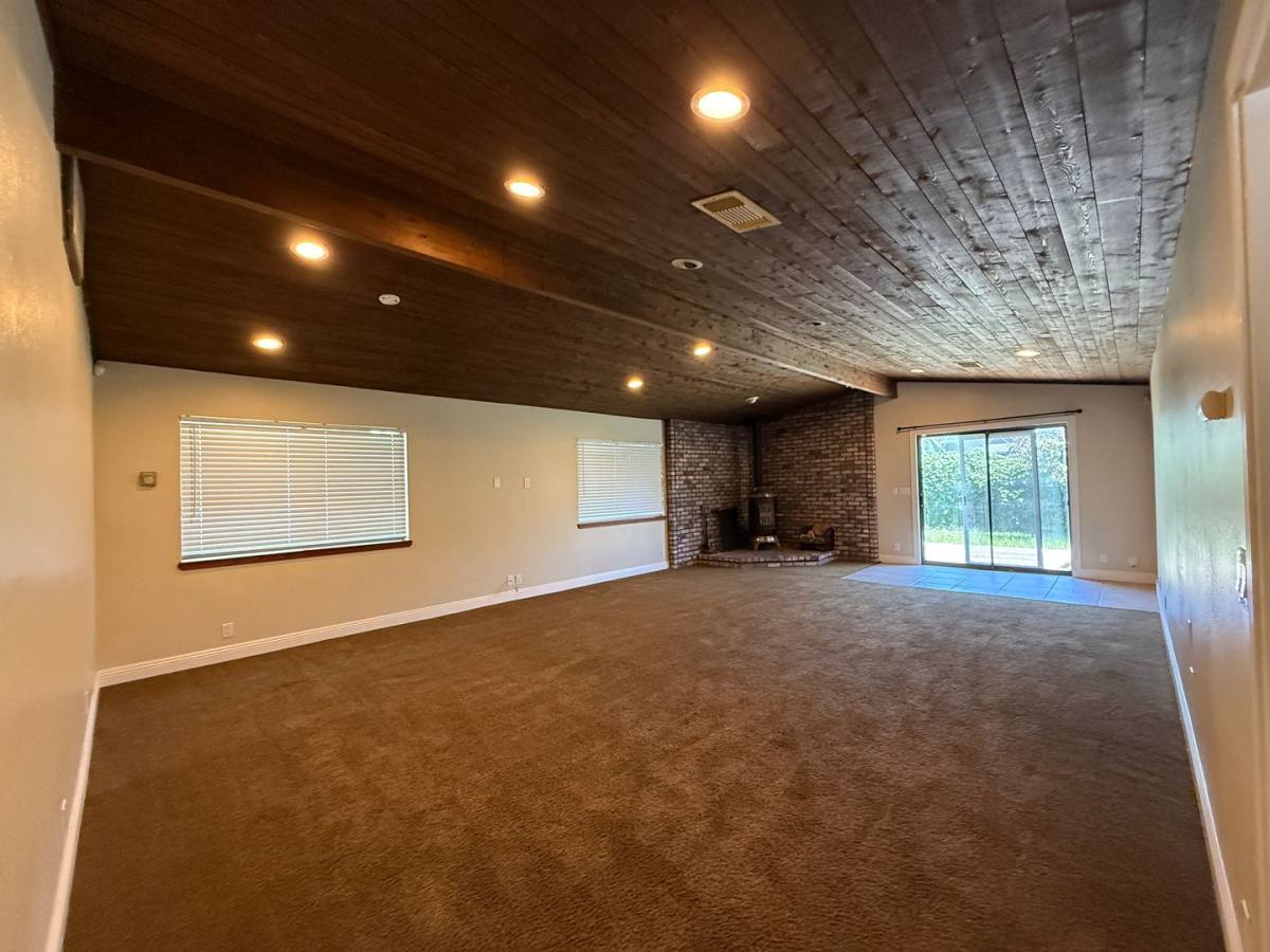 Apartment for rent at 309 Plum St, Vacaville, CA 95688