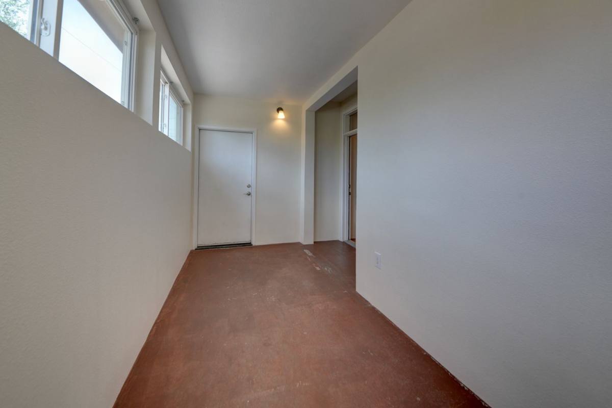 House for rent at 1020 6th St NW, Albuquerque, NM 87102