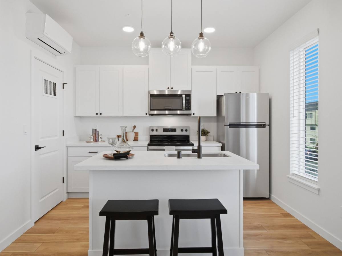 Apartment for rent at 1420 S J St, Tacoma, WA 98405