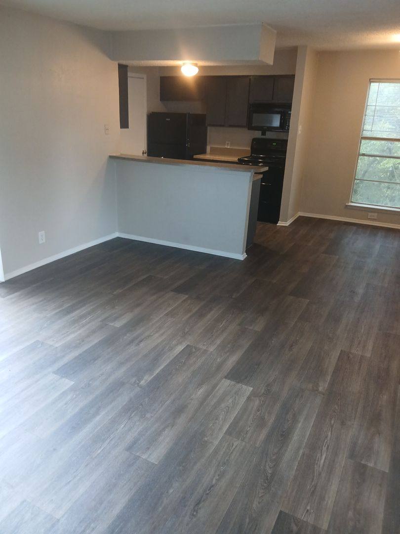 Apartment for rent at 600 W Avalon Ave, Longview, TX 75602
