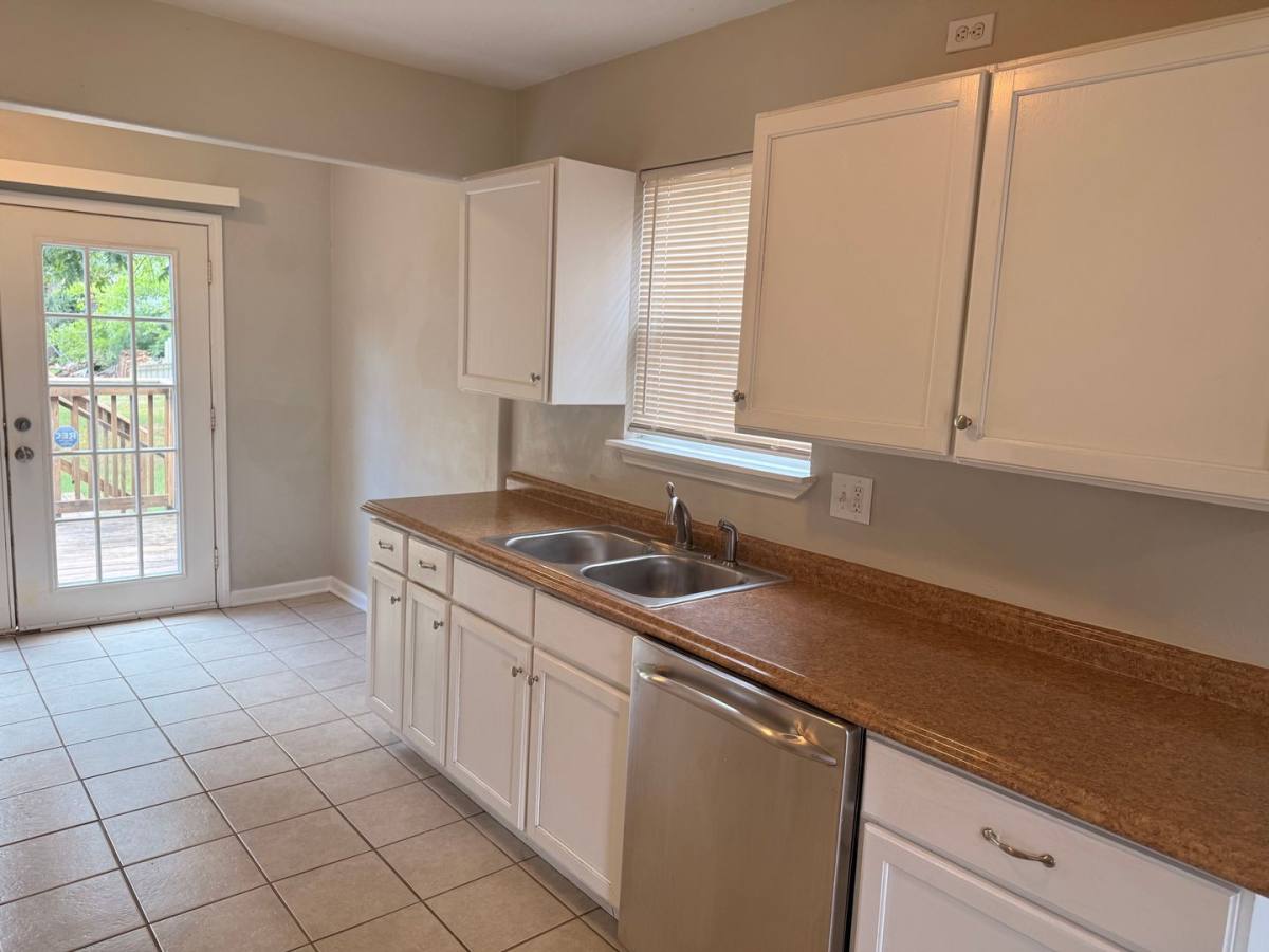 House for rent at 6811 NW 49th St, Bethany, OK 73008