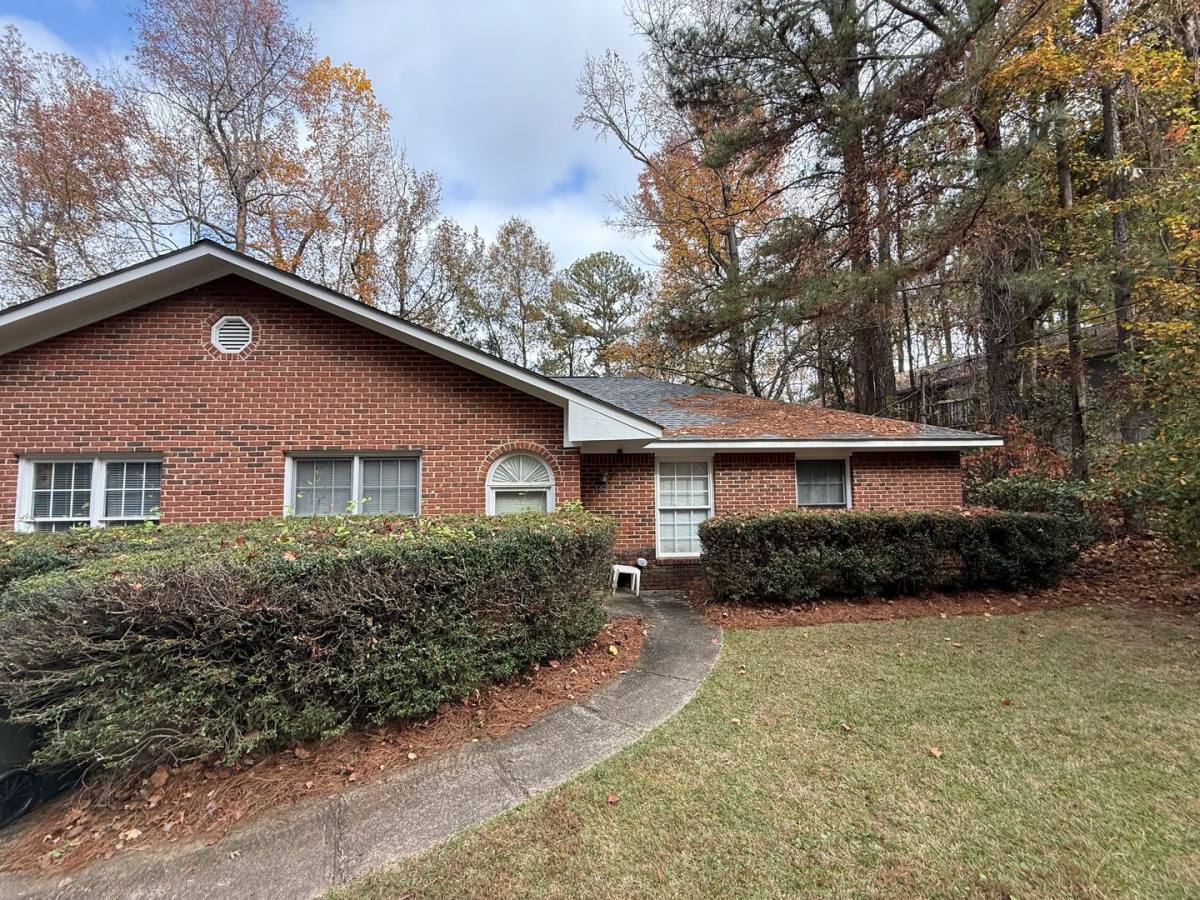 Apartment for rent at 1325 1327 Kurt Circle, Auburn, AL 36830