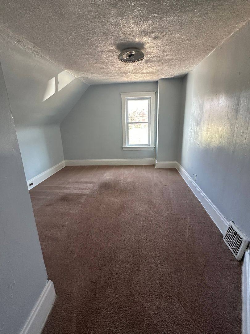 House for rent at 5885 Cable Ave, Cleveland, OH 44127