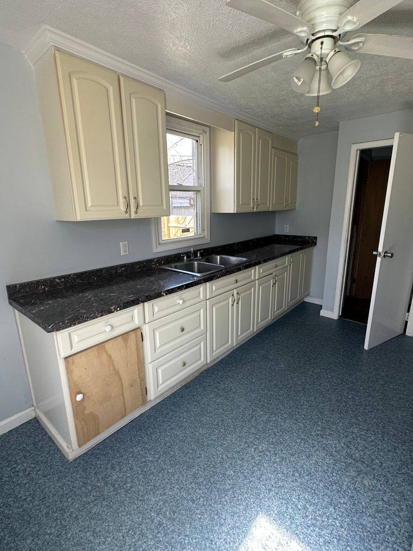 House for rent at 5885 Cable Ave, Cleveland, OH 44127