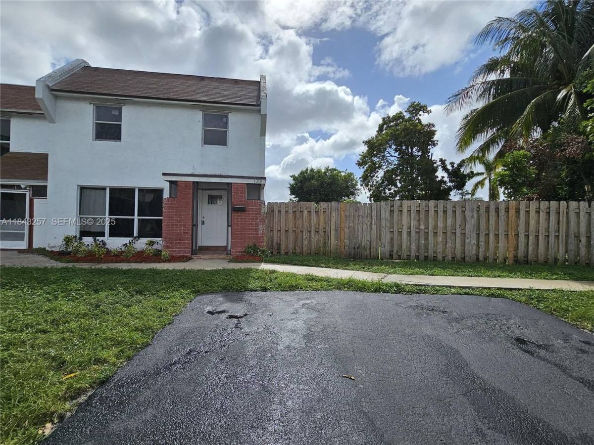 House for rent at 1358 Silverado, Pompano Beach, FL 33068