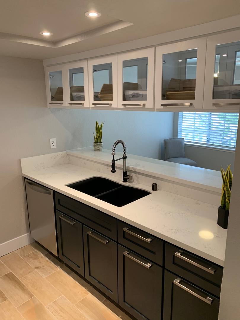 Apartment for rent at 642 W Maple Ave Apts, Orange, CA 92868