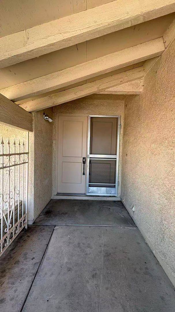 House for rent at 3564 Redwood St, Las Vegas, NV 89103