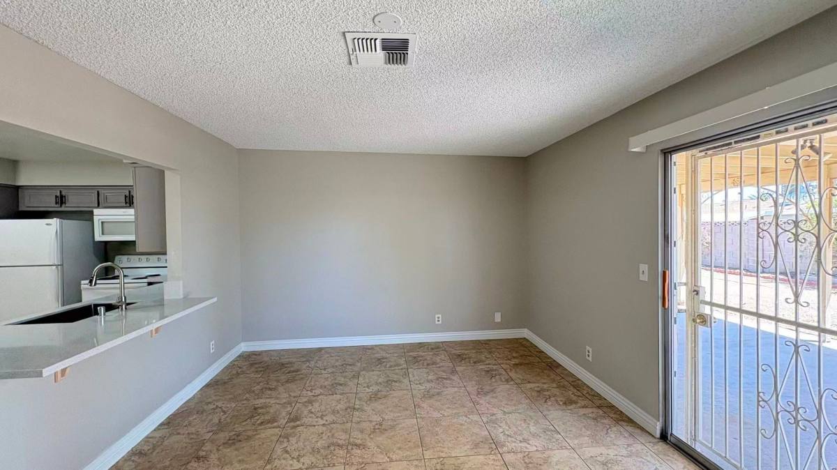 House for rent at 3564 Redwood St, Las Vegas, NV 89103
