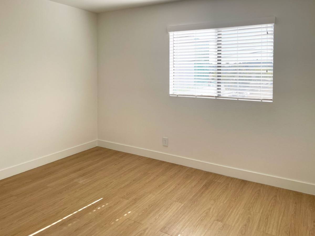 Apartment for rent at 800 Orange Grove Ave, Glendale, CA 91205