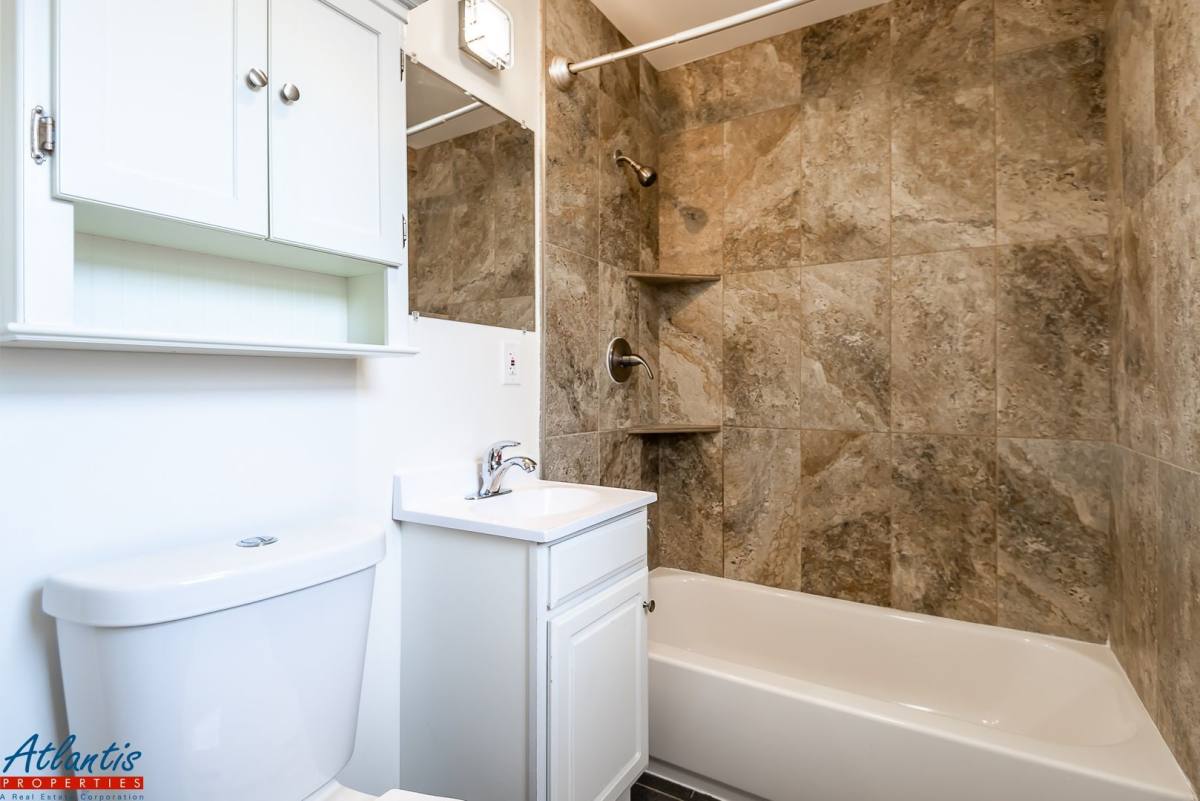 Apartment for rent at 365 W Weddell Dr, Sunnyvale, CA 94089