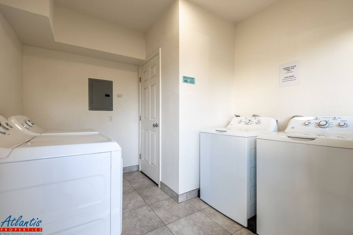 Apartment for rent at 365 W Weddell Dr, Sunnyvale, CA 94089