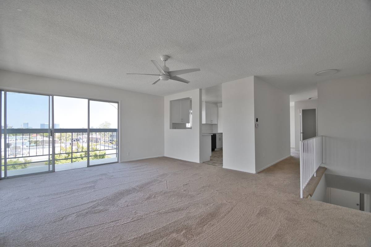 Apartment for rent at 301 W Grand Ave, El Segundo, CA 90245