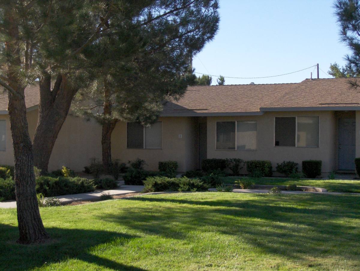 Apartment for rent at 14762 Sequoia St, Hesperia, CA 92345