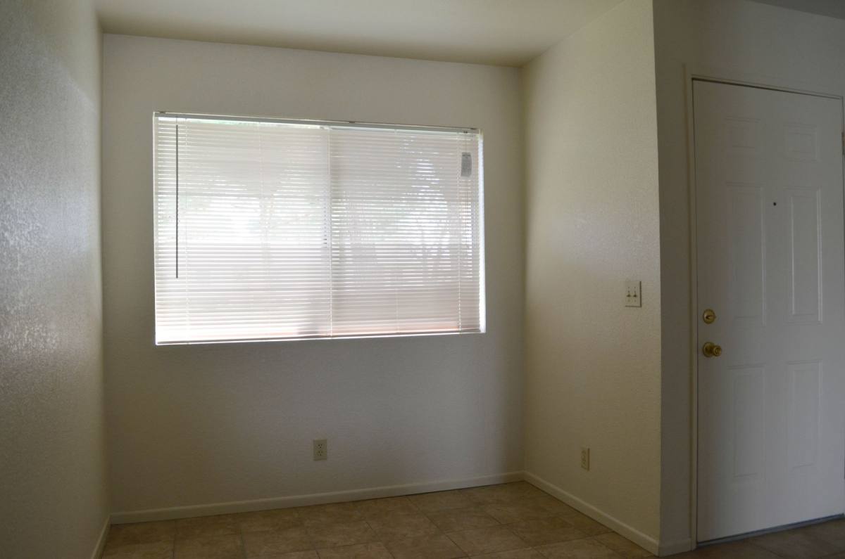 Apartment for rent at 14762 Sequoia St, Hesperia, CA 92345