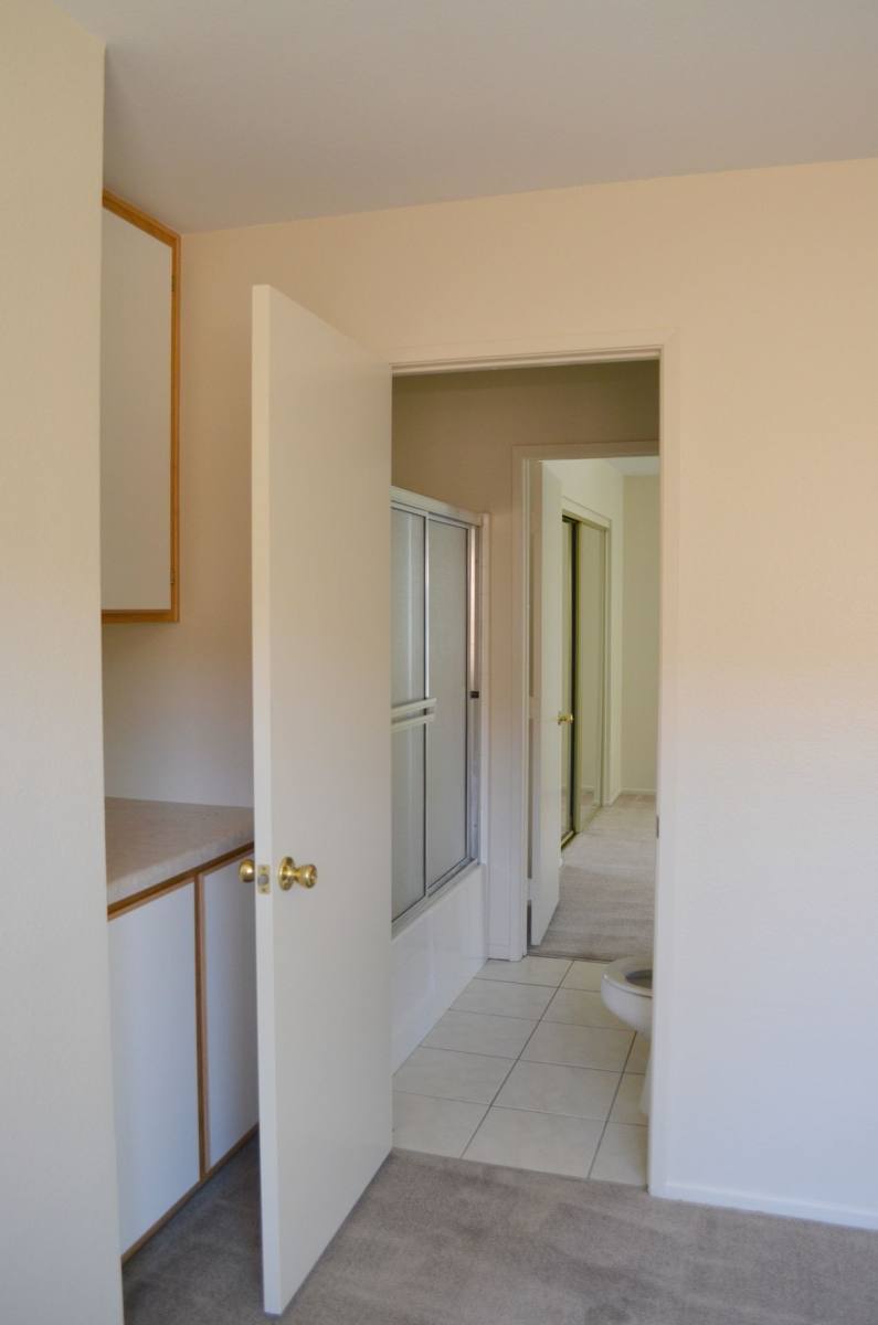 Apartment for rent at 17175 Sequoia St, Hesperia, CA 92345