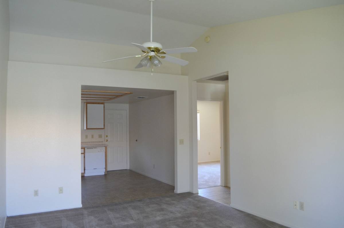 Apartment for rent at 17175 Sequoia St, Hesperia, CA 92345