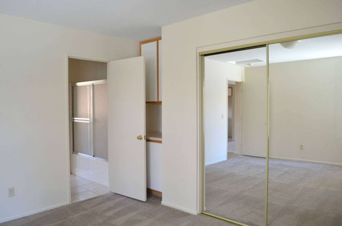 Apartment for rent at 17175 Sequoia St, Hesperia, CA 92345