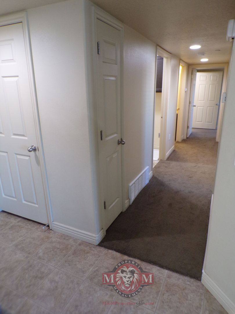 Condo for rent at 104 E Resaca Dr, Sandy, UT 84070