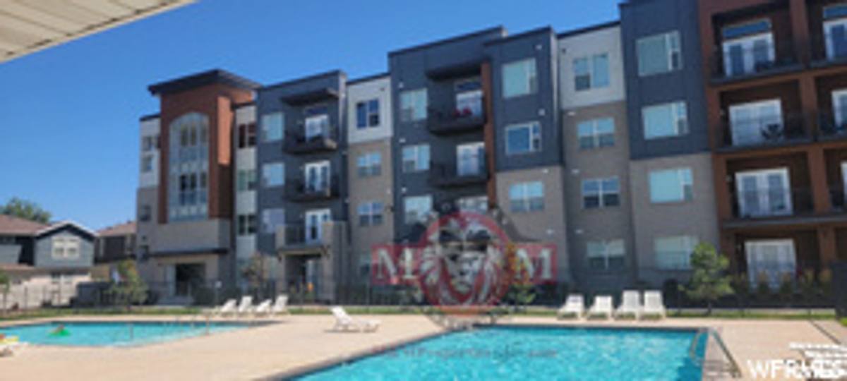 Condo for rent at 104 E Resaca Dr, Sandy, UT 84070