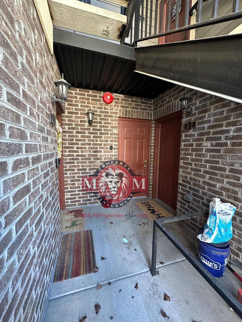 Condo for rent at 104 E Resaca Dr, Sandy, UT 84070