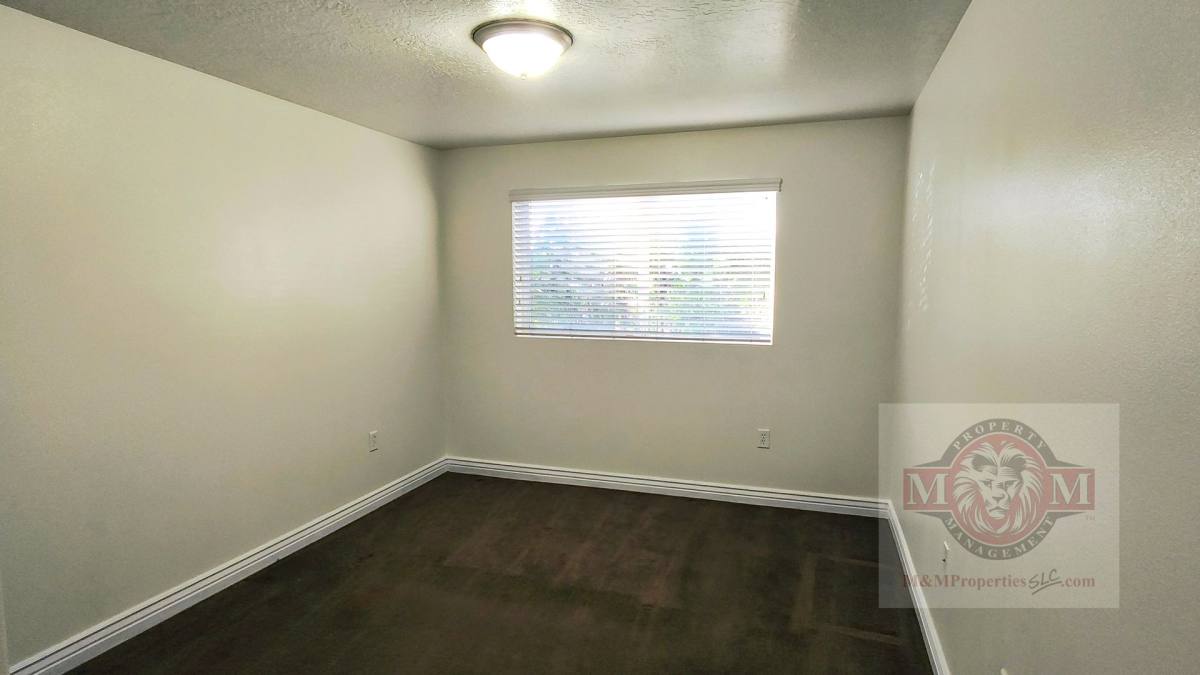 Condo for rent at 104 E Resaca Dr, Sandy, UT 84070