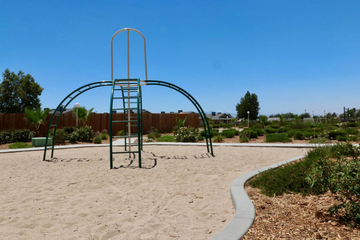 Apartment for rent at 16542 Willow St, Hesperia, CA 92345