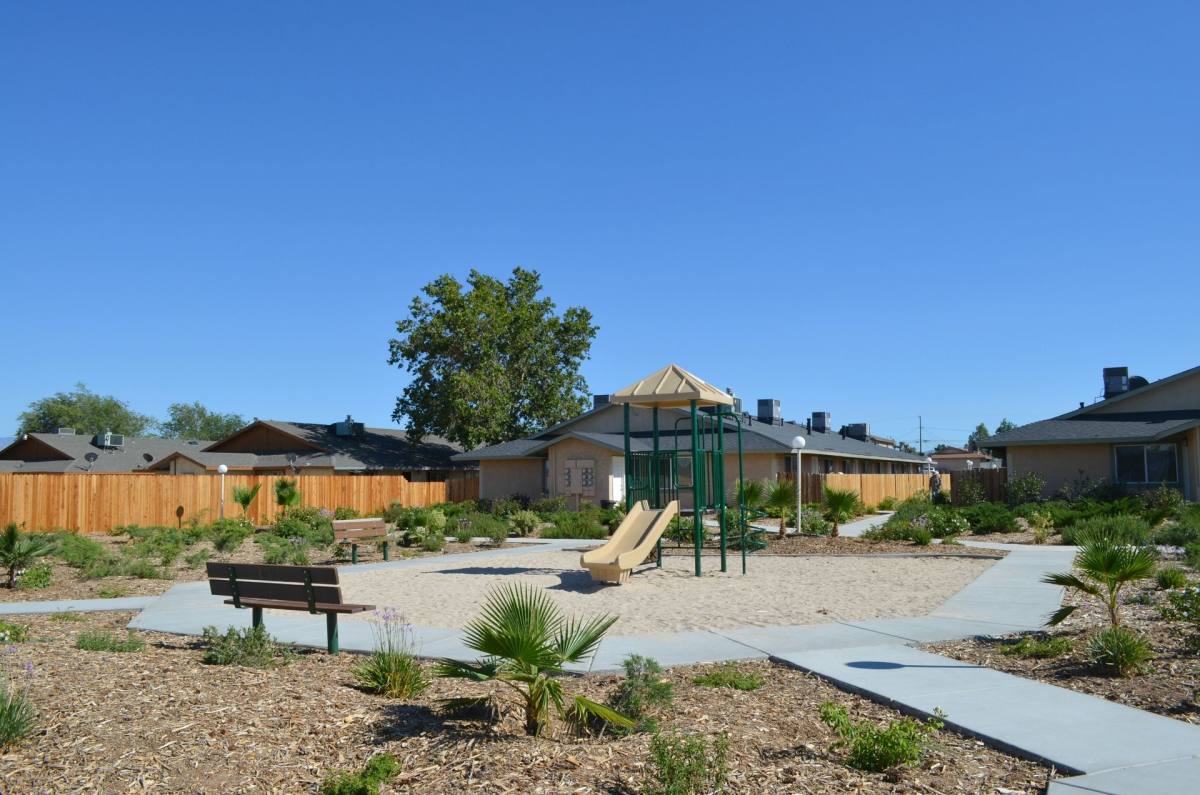 Apartment for rent at 16542 Willow St, Hesperia, CA 92345