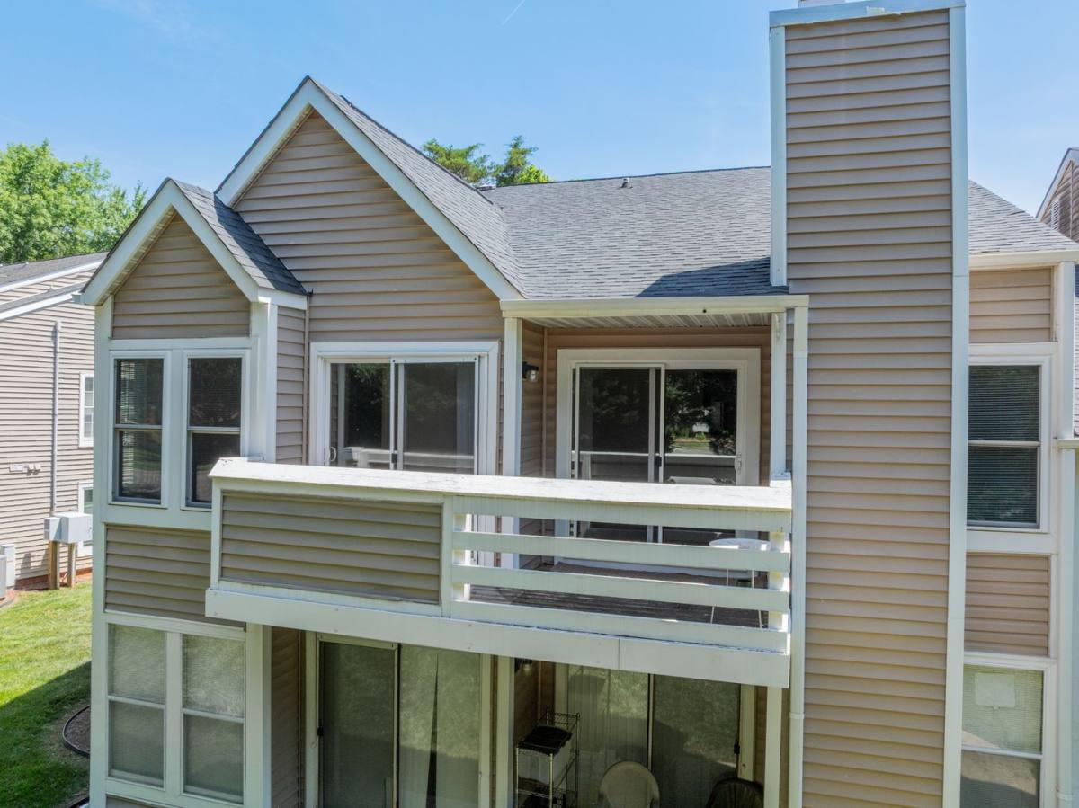 Apartment for rent at 9605F Vinca Circle, Charlotte, NC 28213