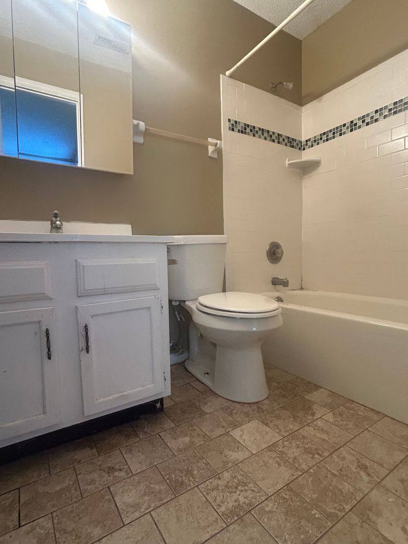 Apartment for rent at 9605F Vinca Circle, Charlotte, NC 28213