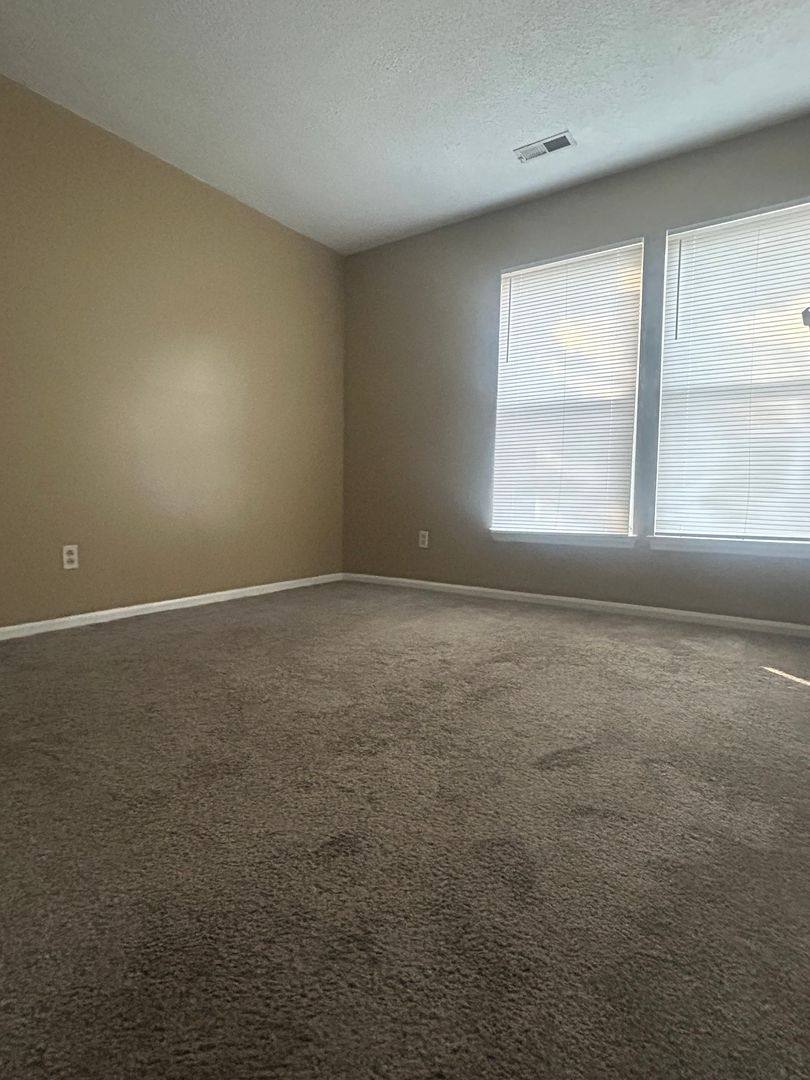 Apartment for rent at 9605F Vinca Circle, Charlotte, NC 28213