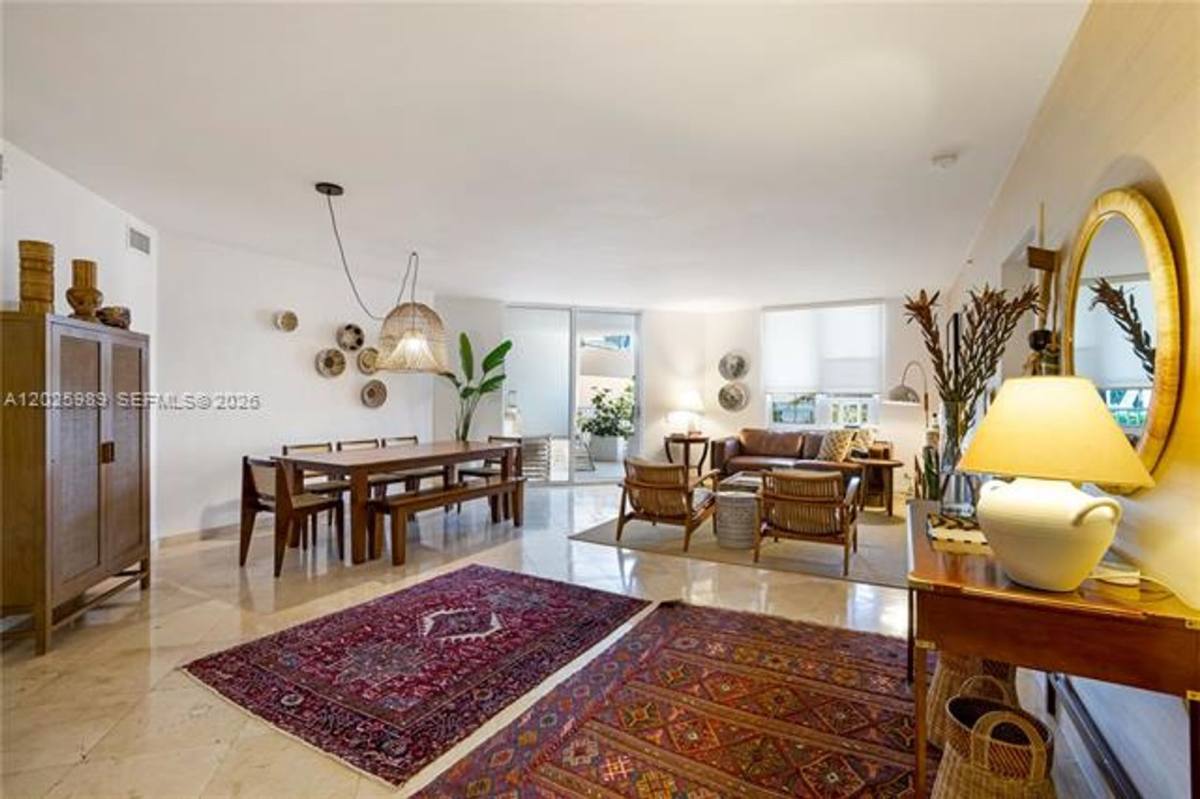 Apartment for rent at 701 Brickell Key Blvd, Miami, FL 33131