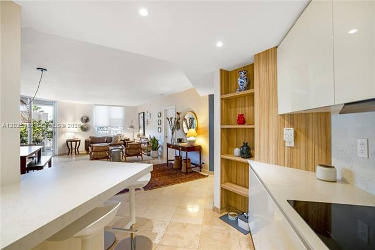 Apartment for rent at 701 Brickell Key Blvd, Miami, FL 33131