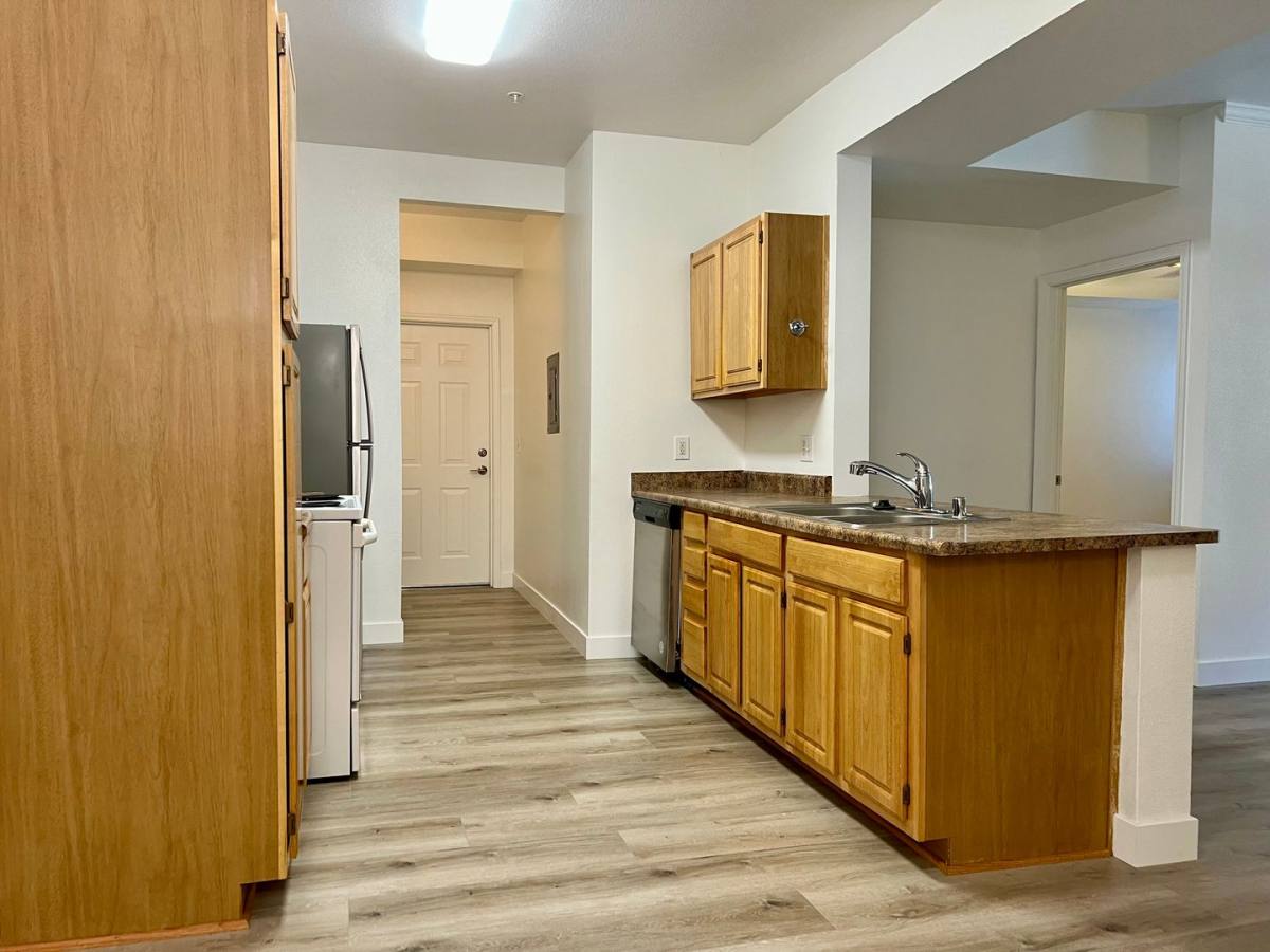 Apartment for rent at 501 Gibson, Roseville, CA 95678