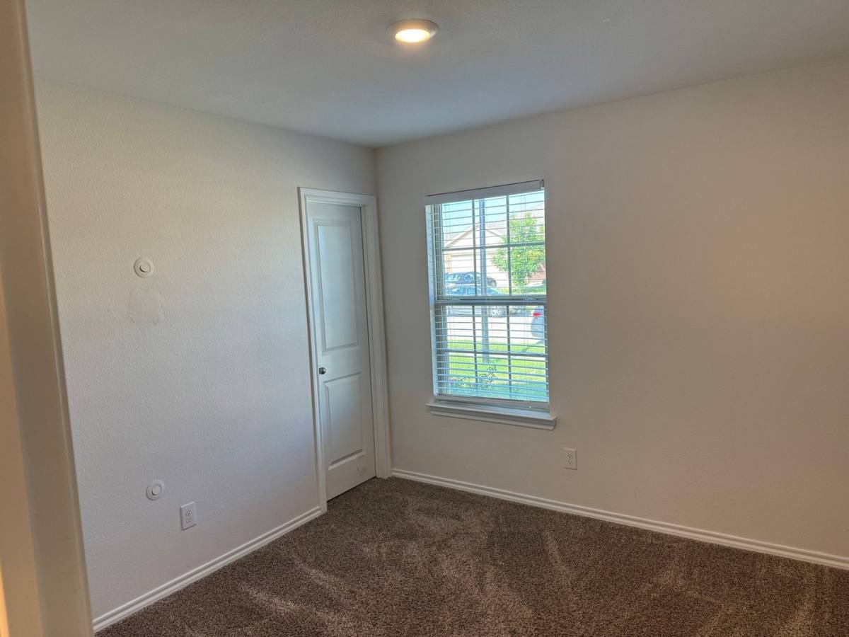 House for rent at 117 Dartmouth Ave, Farmersville, TX 75442