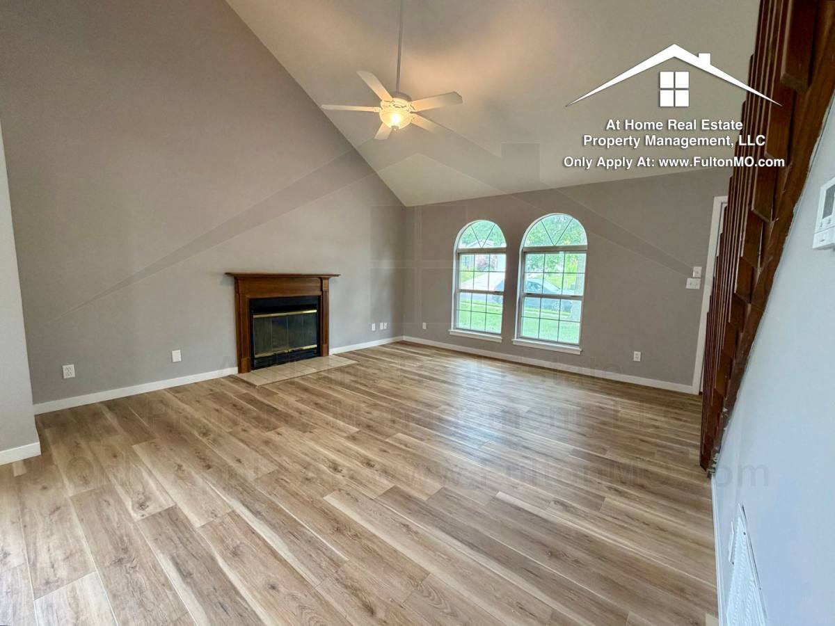 Townhouse for rent at 2717 Mayflower Dr, Columbia, MO 65202