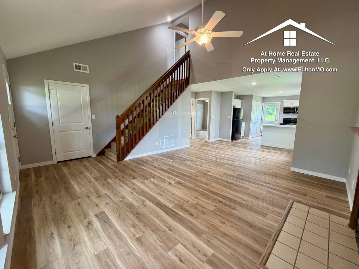 Townhouse for rent at 2717 Mayflower Dr, Columbia, MO 65202