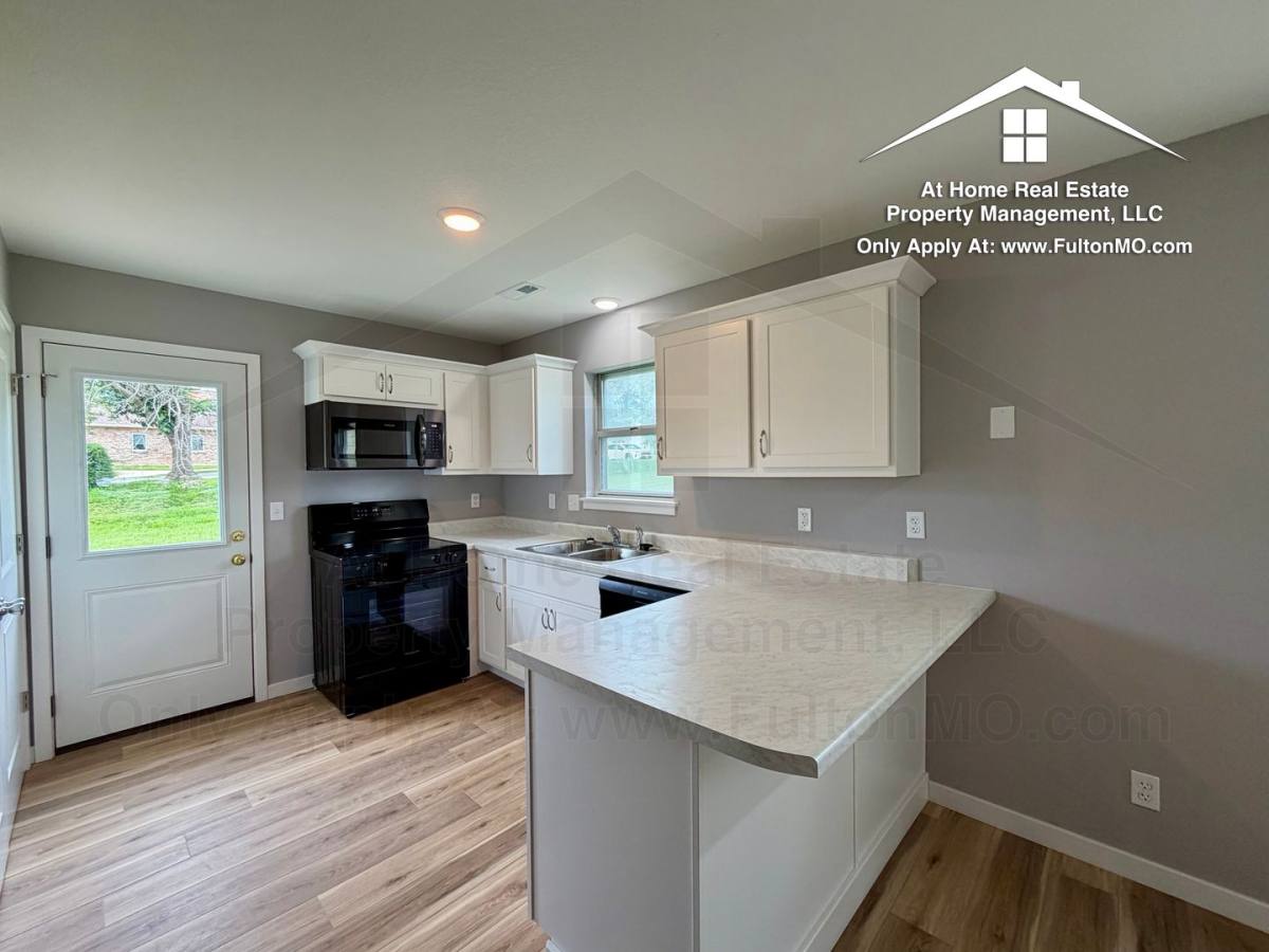 Townhouse for rent at 2717 Mayflower Dr, Columbia, MO 65202