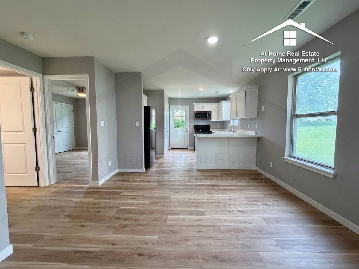 Townhouse for rent at 2717 Mayflower Dr, Columbia, MO 65202