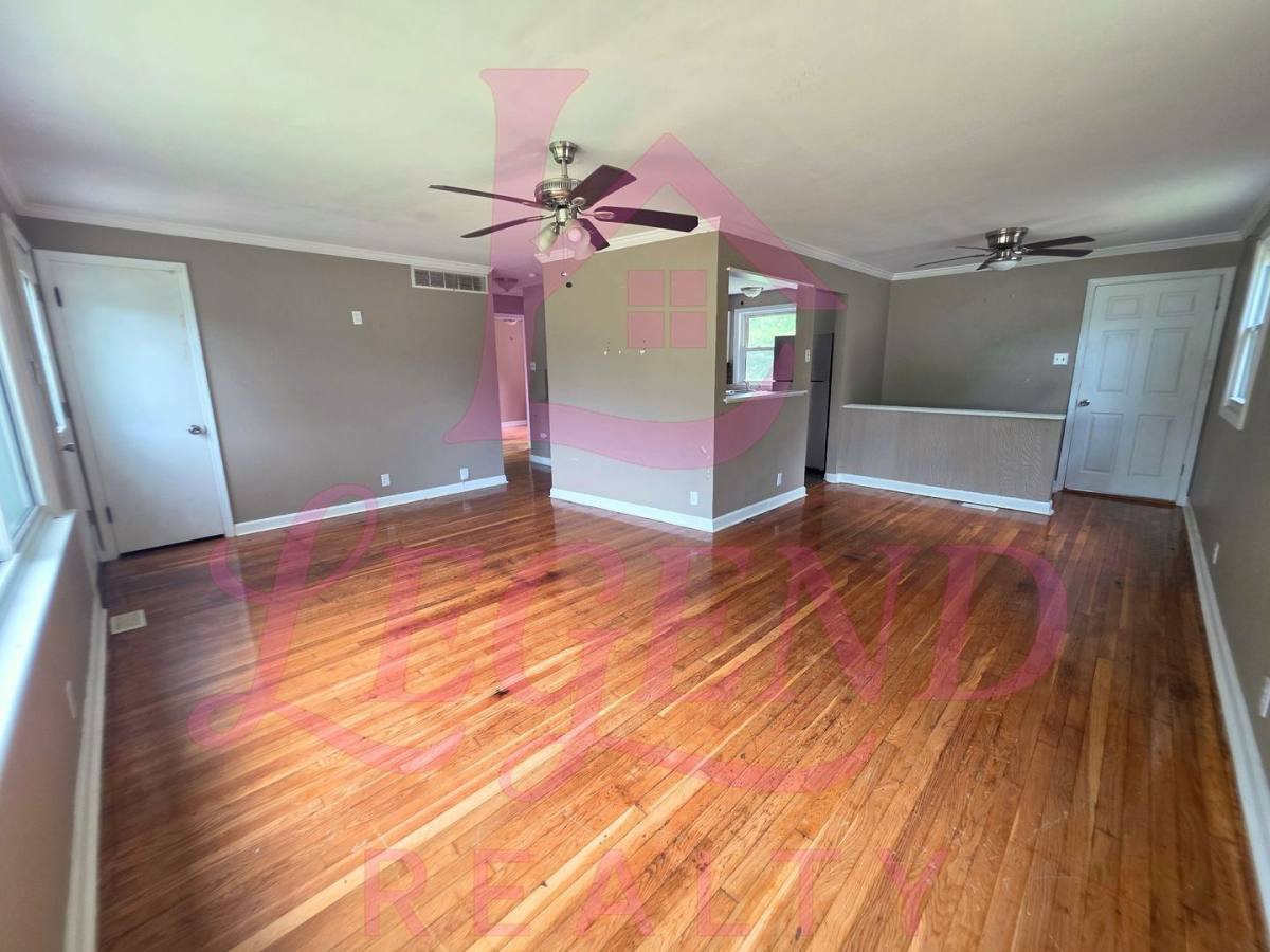 House for rent at 624 Science Hill Dr, Saint Louis, MO 63137