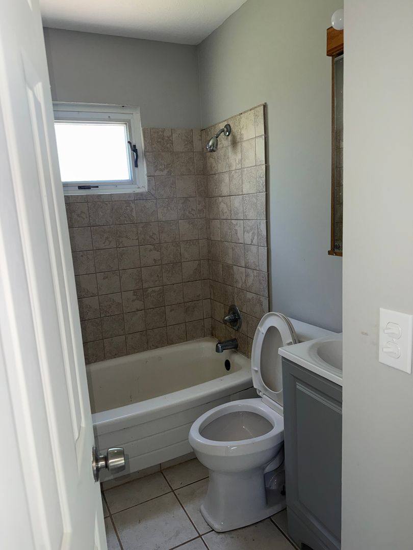 House for rent at 345 Lynne Dr, Sheffield Lake, OH 44054