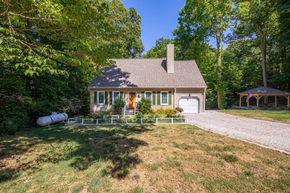 House for rent at 120 Timberwood Dr, Williamsburg, VA 23188
