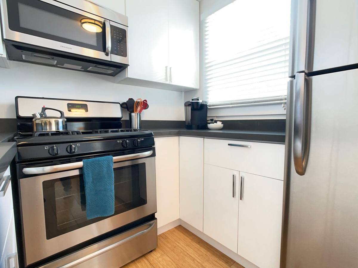 Apartment for rent at 683 Live Oak Ave, Menlo Park, CA 94025